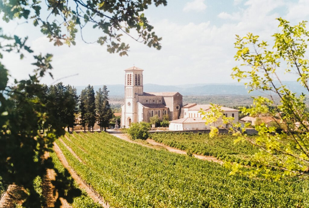 Photographie argentique du village de Chastelas prise en Ardèche par le photographe Blckpi